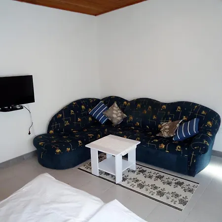 Casa de hóspedes Ana 3*