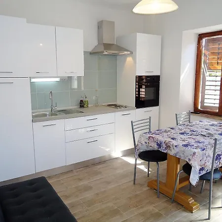 Guest house Ana Savudrija